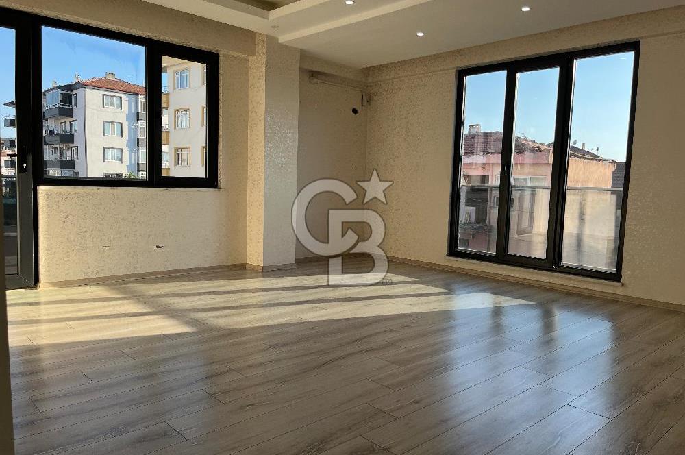 ÇİFTLİKKÖY SAHİL MH. 2+1 SATILIK 3 CEPHELİ ELİT KONUMDA DAİRE!..