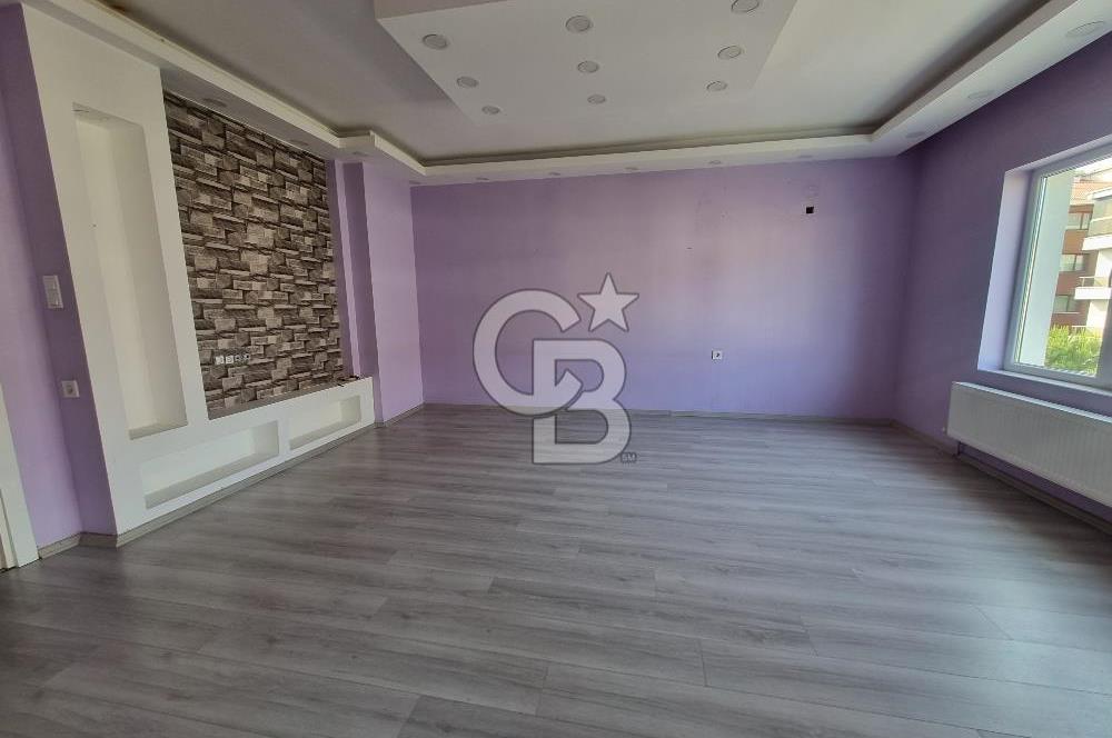 Muğla Şehir Merkezi Emirbeyazıt’ta, Resmi Kurumlara Yürüme Mesafesinde 2+1 Daire!