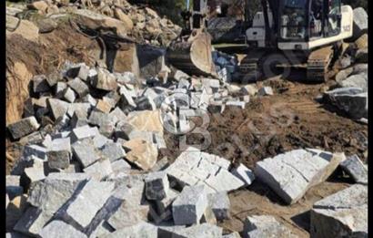 BERGAMA KOZAK YAYLASI ELEKTRİK SU ABONELİKLİ KONUT İMARLI ARSA