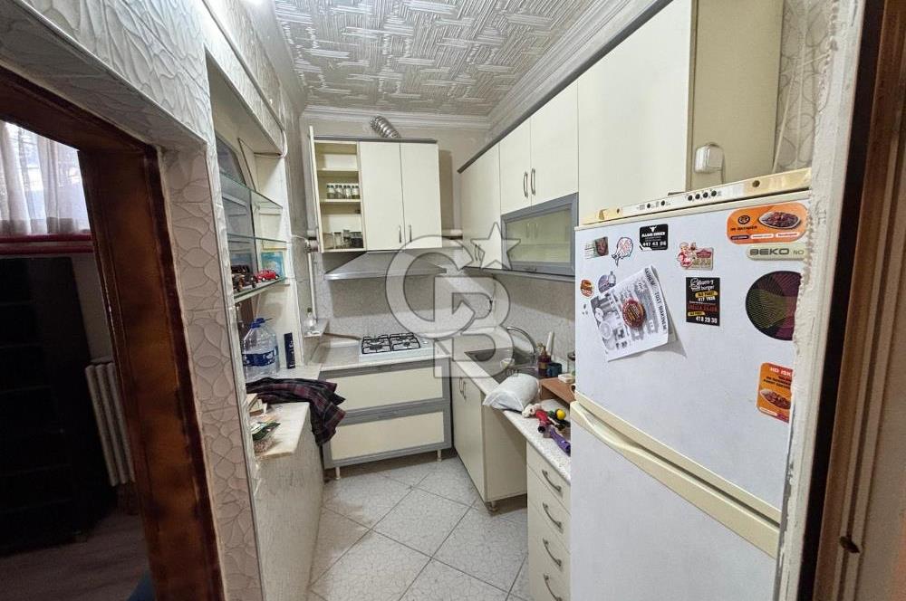 ESAT BAŞÇAVUŞ SOKAK'TA 100m2 SATILIK DÜKKAN