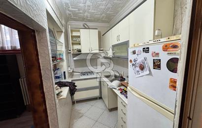 ESAT BAŞÇAVUŞ SOKAK'TA 100m2 SATILIK DÜKKAN