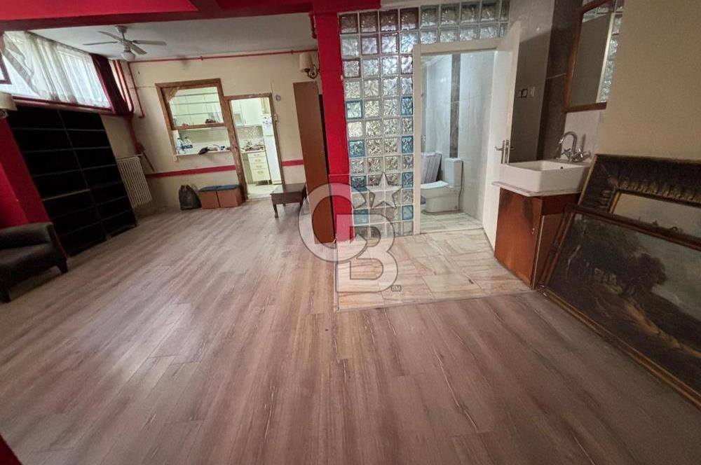 ESAT BAŞÇAVUŞ SOKAK'TA 100m2 SATILIK DÜKKAN