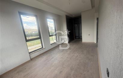  BAĞLICA’DA VİLLALAR ARASINDA TEK BLOKLU ÖZEL SİTEDE SIFIR 4+1 KİRALIK DAİRE! 