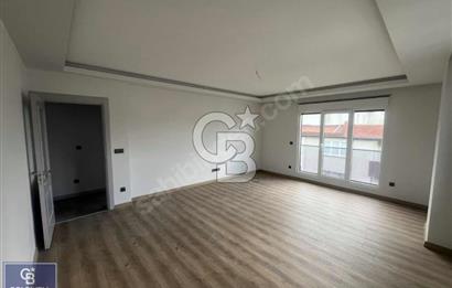 ÜMRANİYE CENGİZ TOPEL CD. ÜZERİNDE SATILIK 4+1 DUBLEKS DAİRE