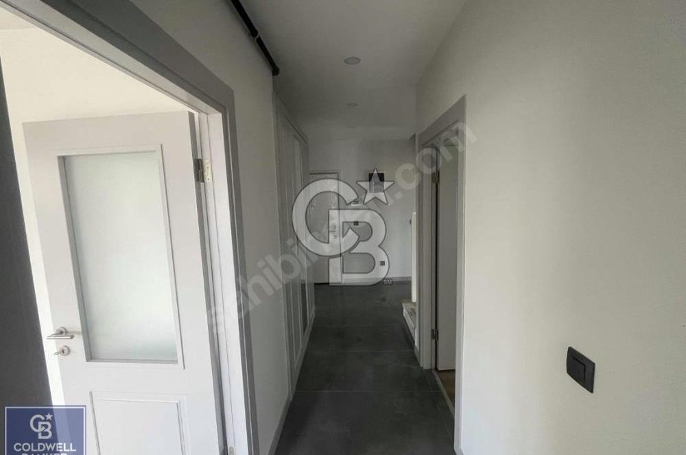 ÜMRANİYE CENGİZ TOPEL CD. ÜZERİNDE SATILIK 4+1 DUBLEKS DAİRE