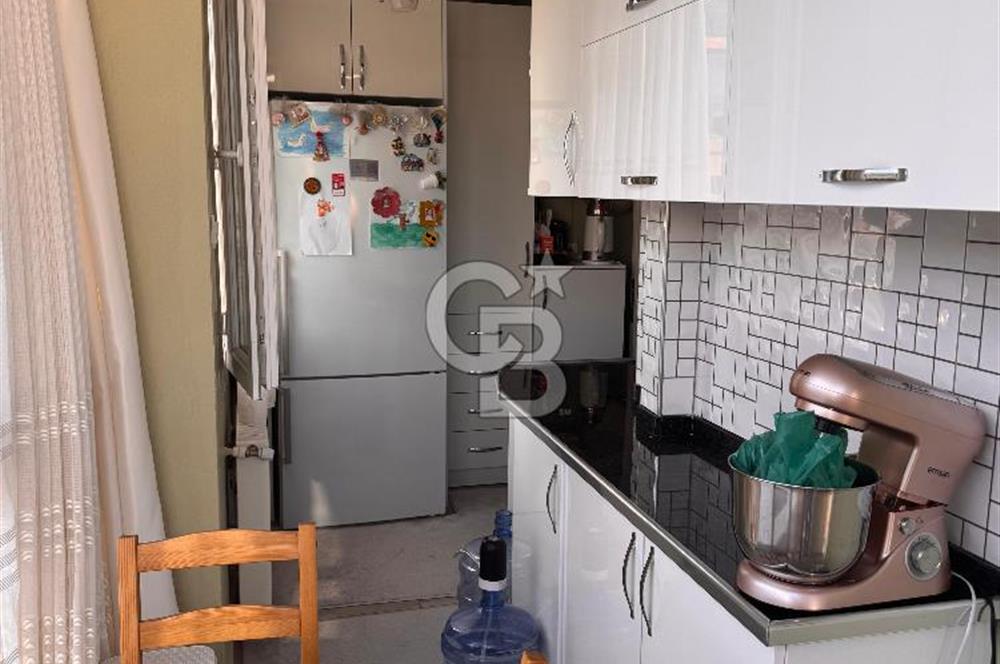 KARABAĞLAR MERKEZİ KONUMDA 3+1 GENÇ FIRSAT DAİRE