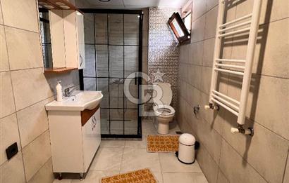Çiçekliköy'de Satılık 4+1 Havuzlu Bahçeli Villa