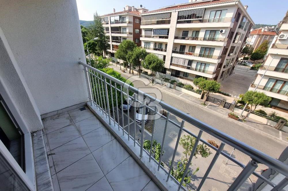 Muğla Şehir Merkezi Emirbeyazıt’ta, Resmi Kurumlara Yürüme Mesafesinde 2+1 Daire!