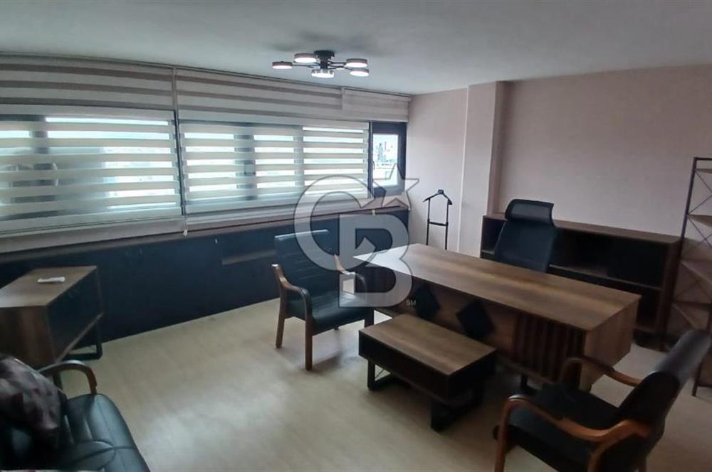 Karabağlar Selgeçen Modeka İş Merkezinde Eşyalı Kiralık Ofis
