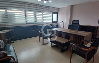 Karabağlar Selgeçen Modeka İş Merkezinde Eşyalı Kiralık Ofis
