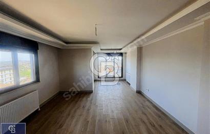 ÇENGELKÖY'DE 3 BALKONLU VE 3 BANYOLU SATILIK 4+2 DUBLEKS DAİRE
