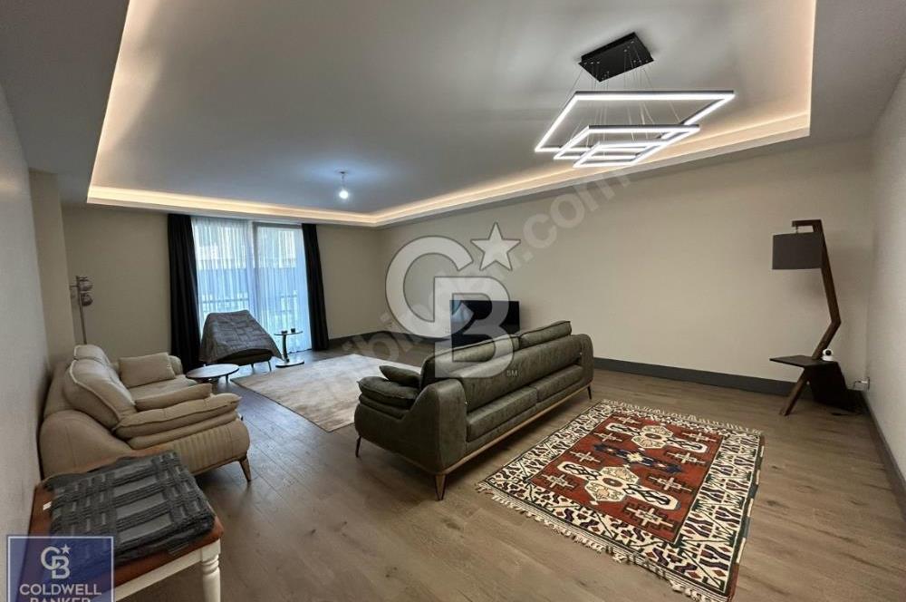 ÜSKÜDAR LALE KISIKLI KONAKLARI'NDA 165m² SATILIK 3+1 DAİRE