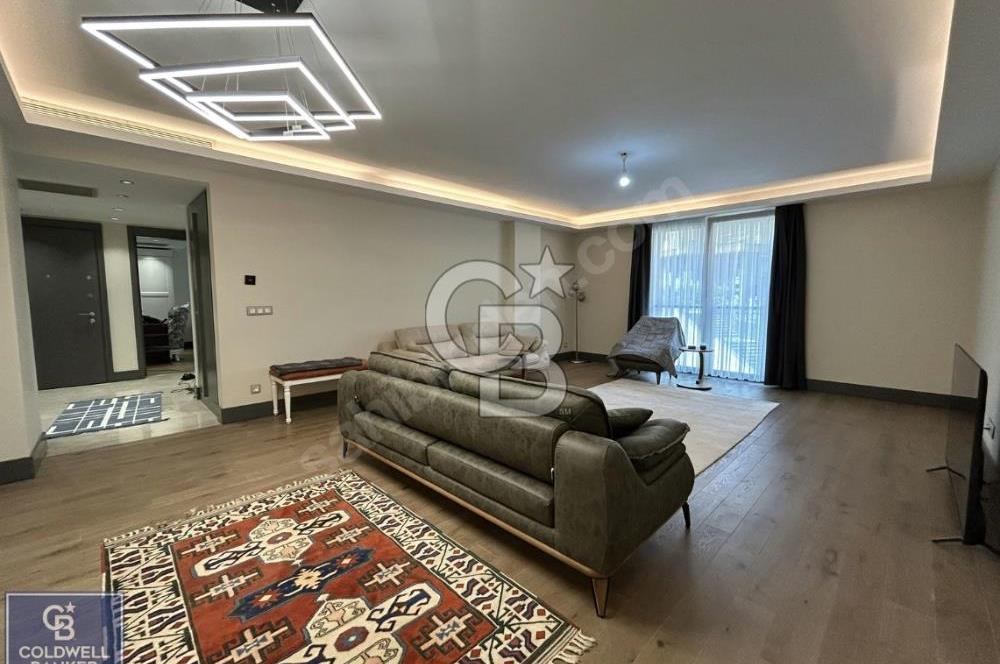 ÜSKÜDAR LALE KISIKLI KONAKLARI'NDA 165m² SATILIK 3+1 DAİRE