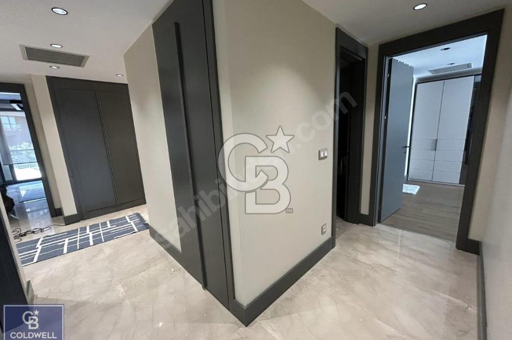 ÜSKÜDAR LALE KISIKLI KONAKLARI'NDA 165m² SATILIK 3+1 DAİRE