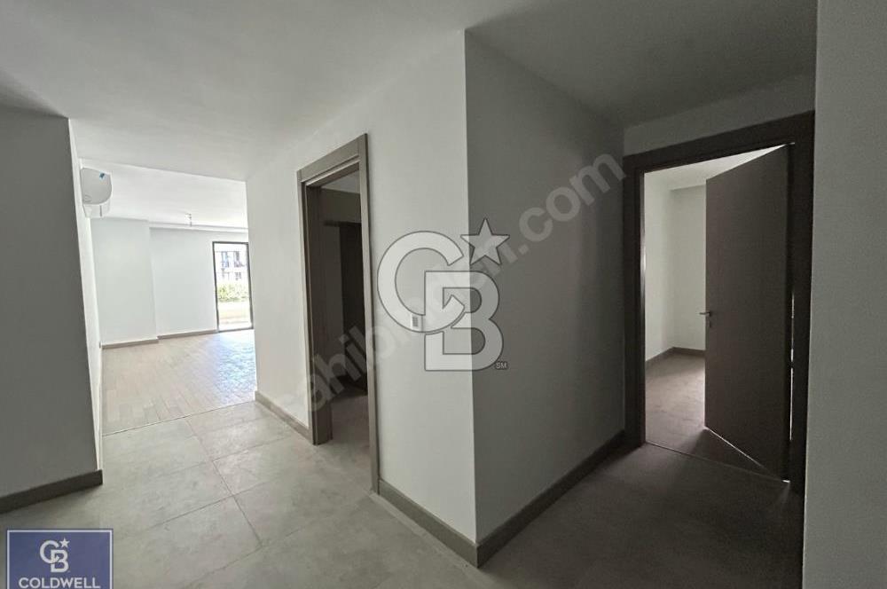 ACIBADEM KONAKLARI'NDA SATILIK 4+1 BAHÇE KATI DAİRE