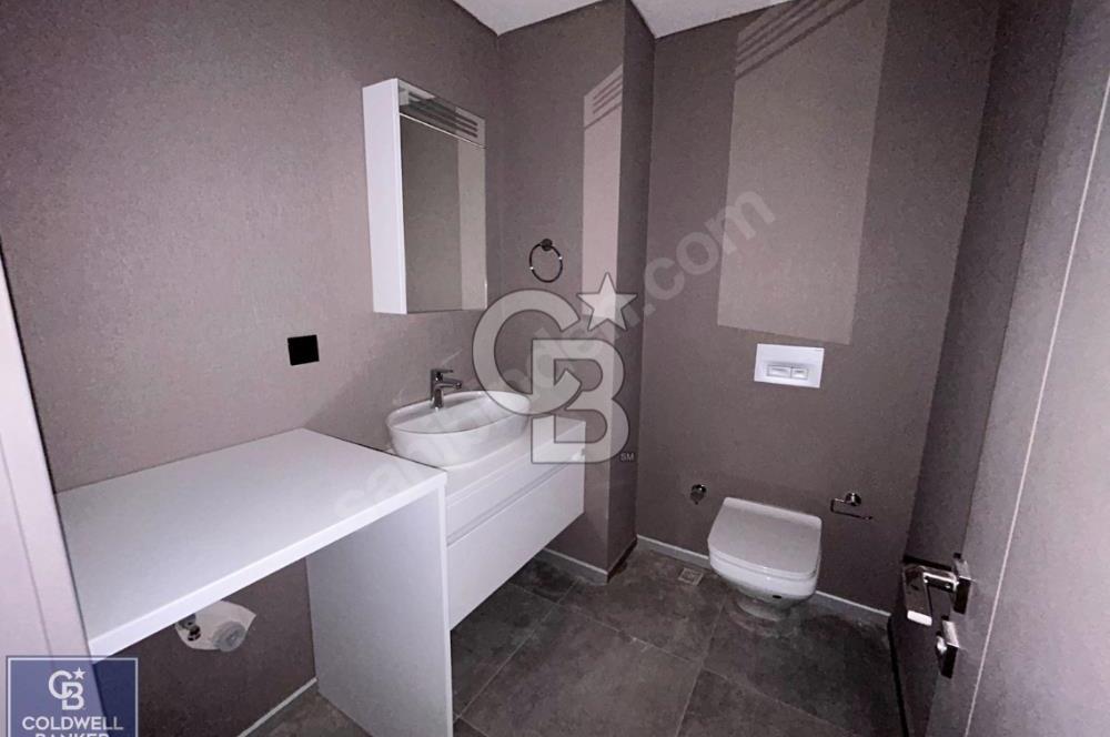 ACIBADEM KONAKLARI'NDA SATILIK 4+1 BAHÇE KATI DAİRE