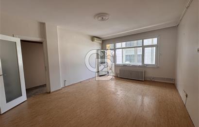 Fatih de Vatan Caddesine Çok Yakın 2+1 90 m2 2. Katta Kiralık Daire