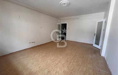 Fatih de Vatan Caddesine Çok Yakın 2+1 90 m2 2. Katta Kiralık Daire