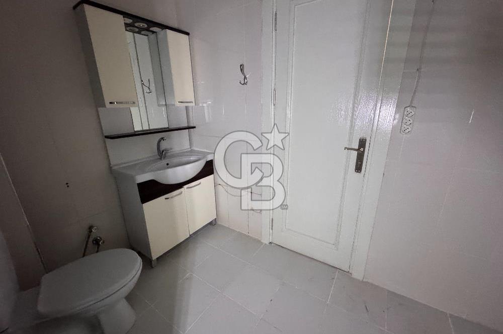 Fatih de Vatan Caddesine Çok Yakın 2+1 90 m2 2. Katta Kiralık Daire