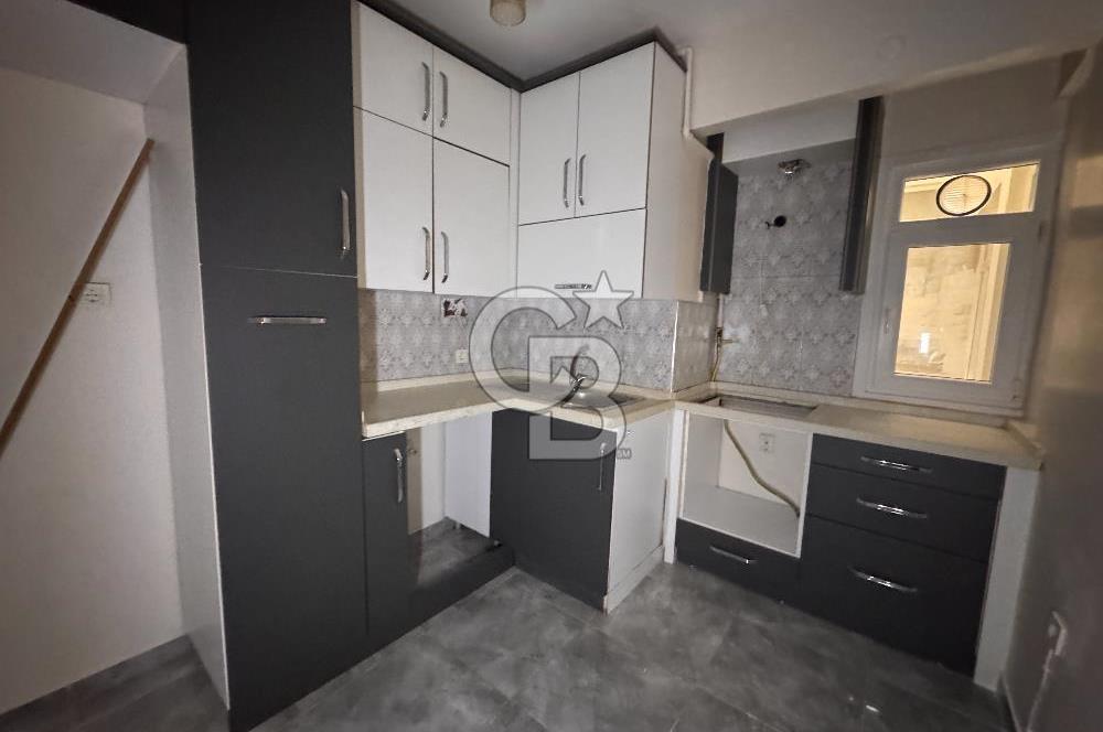 Fatih de Vatan Caddesine Çok Yakın 2+1 90 m2 2. Katta Kiralık Daire