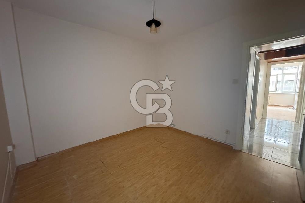 Fatih de Vatan Caddesine Çok Yakın 2+1 90 m2 2. Katta Kiralık Daire