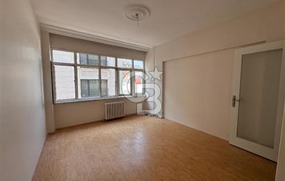 Fatih de Vatan Caddesine Çok Yakın 2+1 90 m2 2. Katta Kiralık Daire