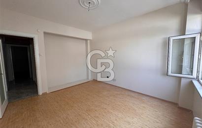 Fatih de Vatan Caddesine Çok Yakın 2+1 90 m2 2. Katta Kiralık Daire