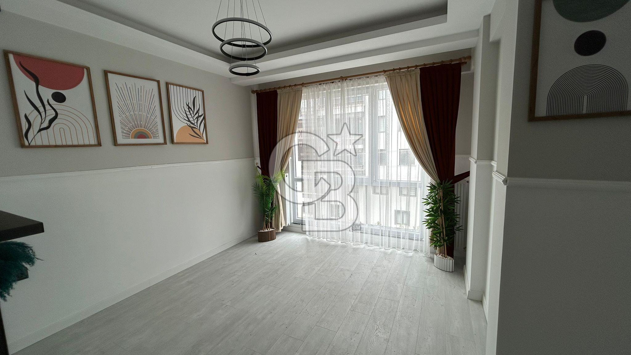 CB. AMAZON'DAN BÜYÜKOYUMCA'DA 1+1 LÜKS KİRALIK DAİRE