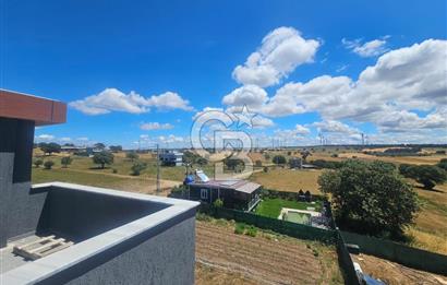 ÇANAKKALE KUMBURUN BAĞLİMAN MEVKİNDE FULL DENİZ MANZARALI VİLLA