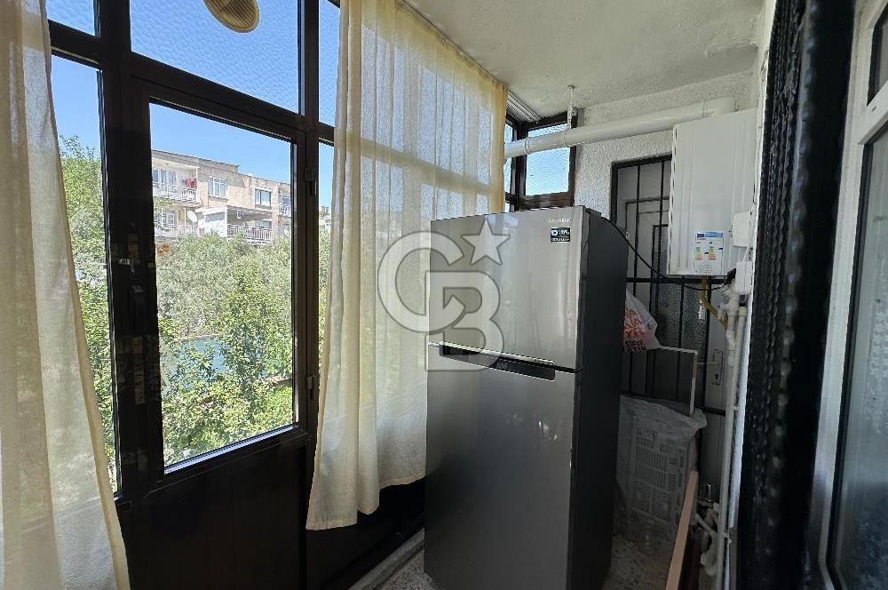 İzmir Bornova Atatürk Mahallesinde Satılık Bakımlı Daire