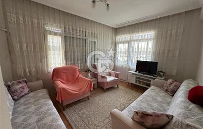 İzmir Bornova Atatürk Mahallesinde Satılık Bakımlı Daire
