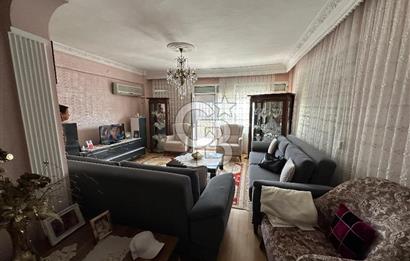 İzmir Bornova Atatürk Mahallesinde Satılık Bakımlı Daire