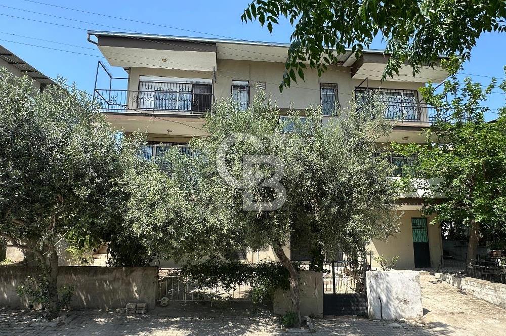 İzmir Bornova Atatürk Mahallesinde Satılık Bakımlı Daire