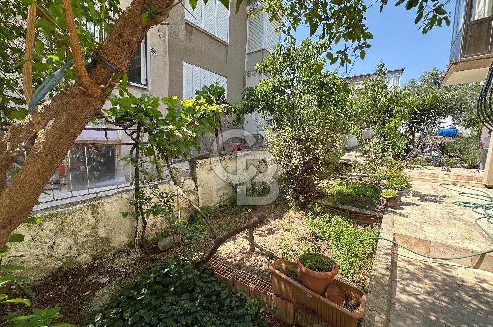 İzmir Bornova Atatürk Mahallesinde Satılık Bakımlı Daire