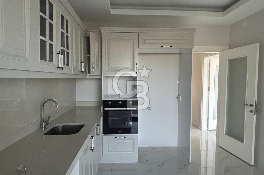 Hürriyet'te, Ebeveyn Banyolu, Giyinme Odalı, Açık Otoparklı, Premium 3+1 Kiralık Daire