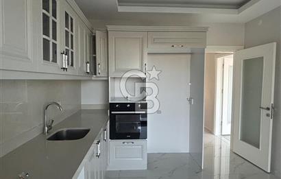 Hürriyet'te, Ebeveyn Banyolu, Giyinme Odalı, Açık Otoparklı, Premium 3+1 Kiralık Daire