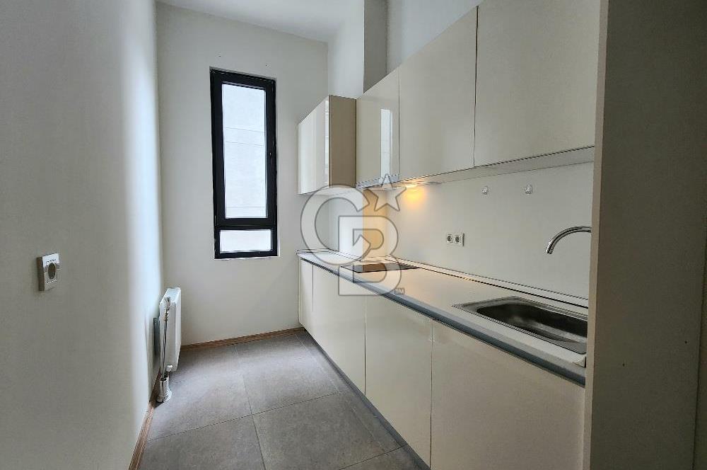 CEVİZLİ ADLİYE KARŞISI NURSANLAR PLAZA'DA 4 ETAP KİRALIK OFİS