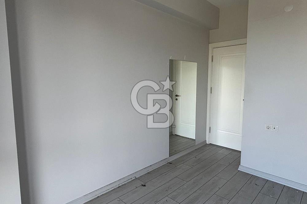 Hürriyet'te, Ebeveyn Banyolu, Giyinme Odalı, Açık Otoparklı, Premium 3+1 Kiralık Daire