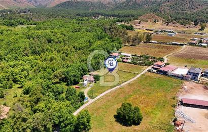 Marmaris Değirmenyanı'nda Satılık Anayola Yakın 1.000 m² Tarla