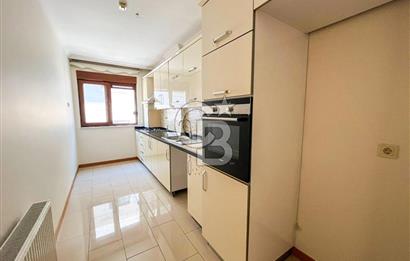 KÜÇÜKYALI MEKTEP CADDESİNDE SATILIK BOŞ 3+1 DAİRE 