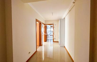 KÜÇÜKYALI MEKTEP CADDESİNDE SATILIK BOŞ 3+1 DAİRE 
