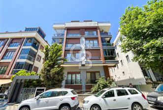 KÜÇÜKYALI MEKTEP CADDESİNDE SATILIK BOŞ 3+1 DAİRE 