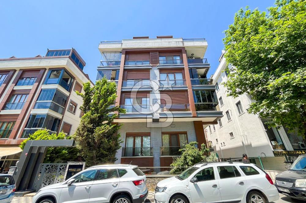 KÜÇÜKYALI MEKTEP CADDESİNDE SATILIK BOŞ 3+1 DAİRE 