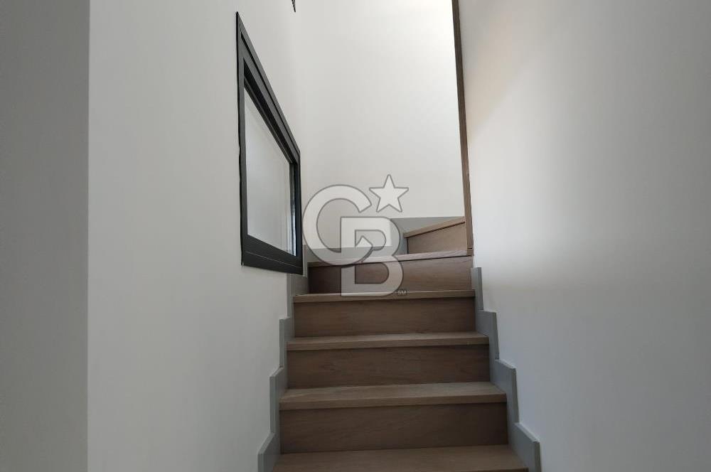 ÇEŞME DALYAN'DA SATILIK RESİDANCE DUBLEKS 3+1 DAİRE
