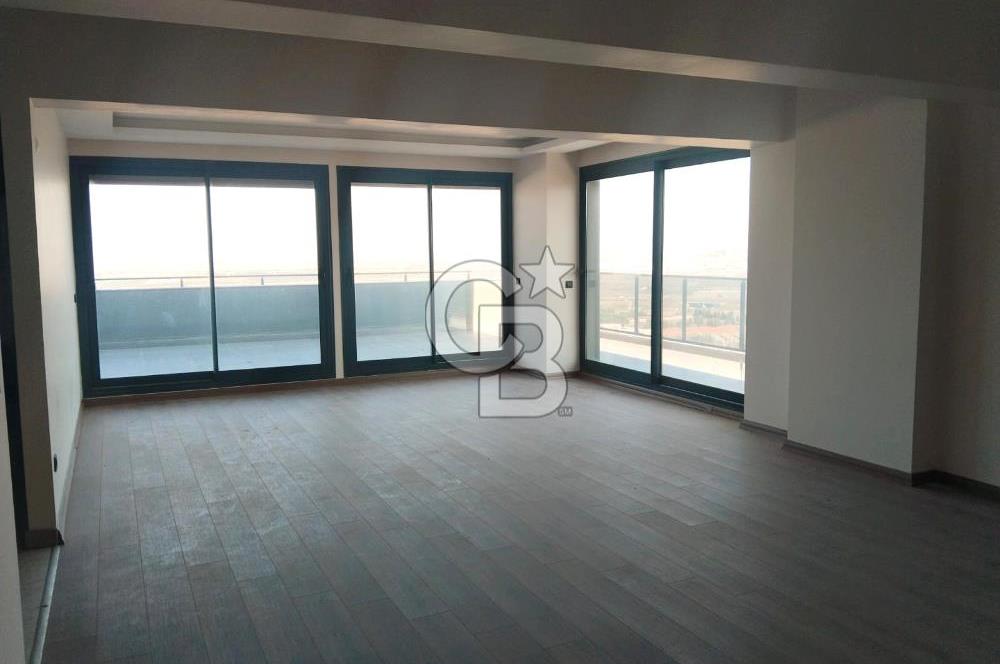 ULUKENT NİRVANA SUİTS'DE SATILIK 5+1 PENTHOUSE DAİRE