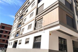KARŞIYAKA DEMİRKÖPRÜ'DE SATILIK 2+1 DAİRE