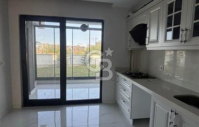 Hürriyet'te, Ebeveyn Banyolu, Giyinme Odalı, Açık Otoparklı, Premium 3+1 Kiralık Daire