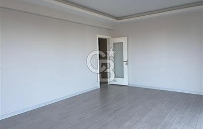 Hürriyet'te, Ebeveyn Banyolu, Giyinme Odalı, Açık Otoparklı, Premium 3+1 Kiralık Daire