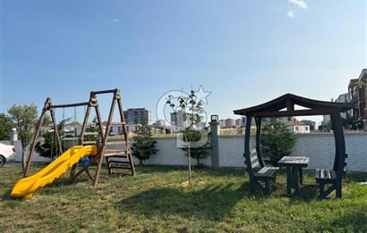 Hürriyet'te, Ebeveyn Banyolu, Giyinme Odalı, Açık Otoparklı, Premium 3+1 Kiralık Daire