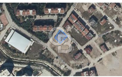 Köşe Başı Toki Evlerinin Hemen Yanında Ana Caddeye yakın Arsa